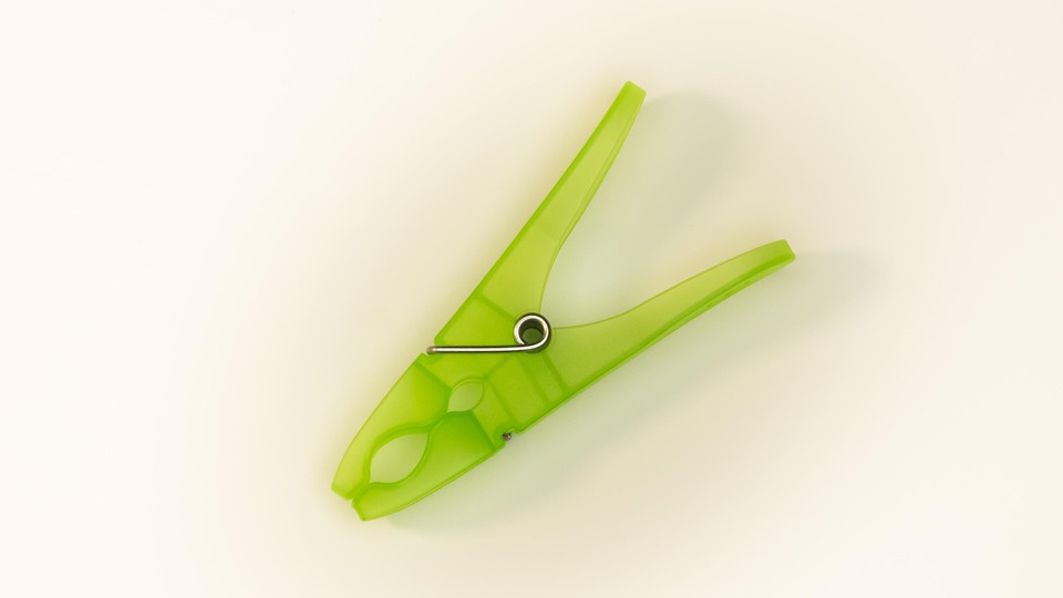 clothes peg clip pin