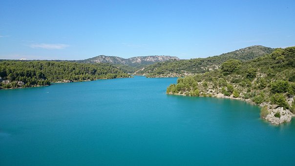 Free Lake Hiking photo and picture