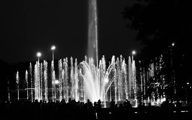 Free Warsaw Fountain photo and picture