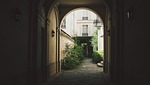 inner yard, internal yard, arc