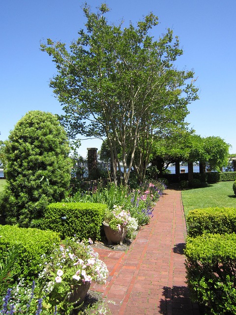 Free Garden Landscape photo and picture