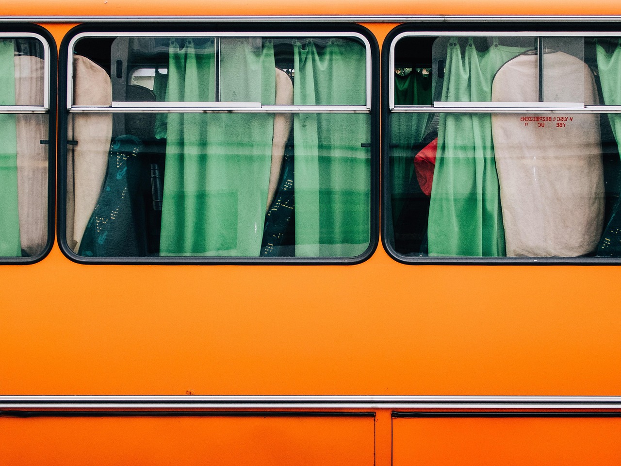 Page 2 - 2,000+ Free Bus & Bus Stop Images - Pixabay