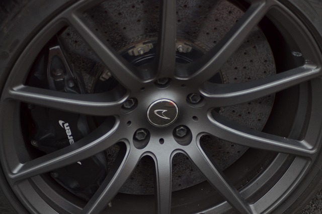 Free Alloy Wheel photo and picture