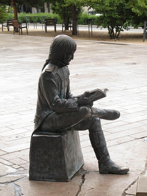 Free Statue Reading photo and picture