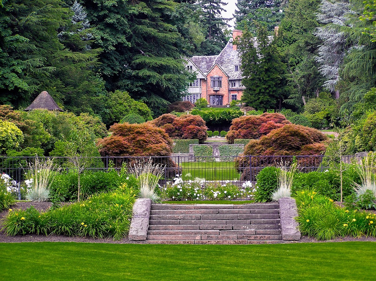 Manor - free online jigsaw puzzle photo