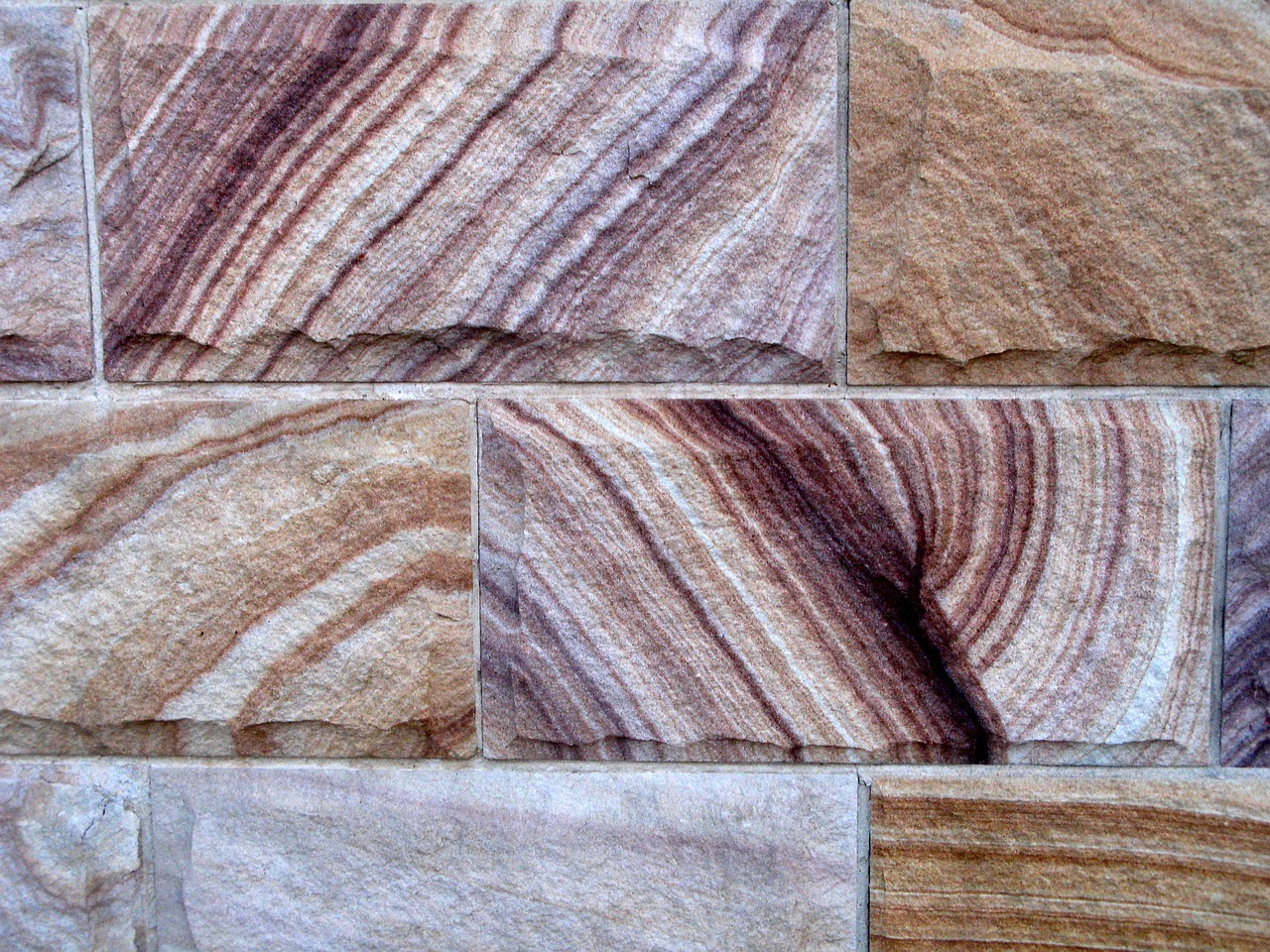Sandstone - free online jigsaw puzzle photo