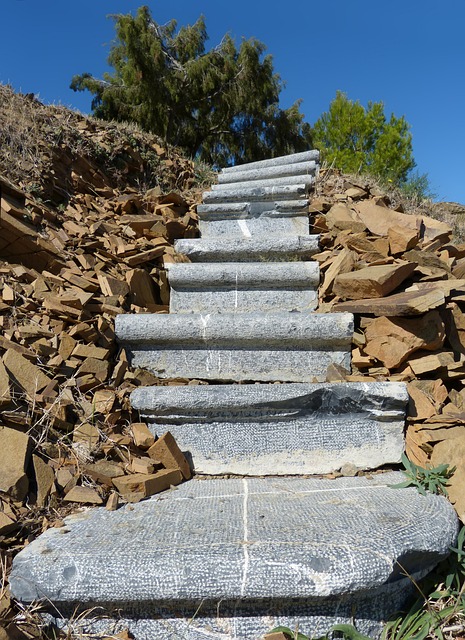 Free Ladder Rocks photo and picture