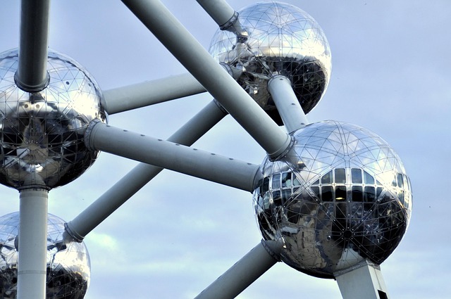 Atomium, Bruxelles, Bygning, Bygningen