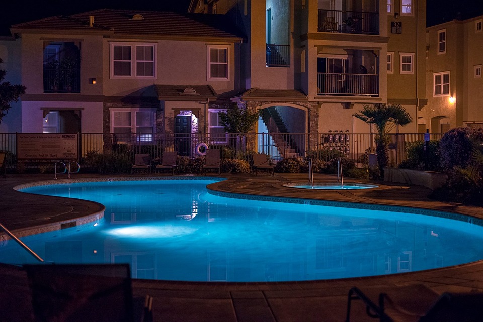 Pool Pictures At Night