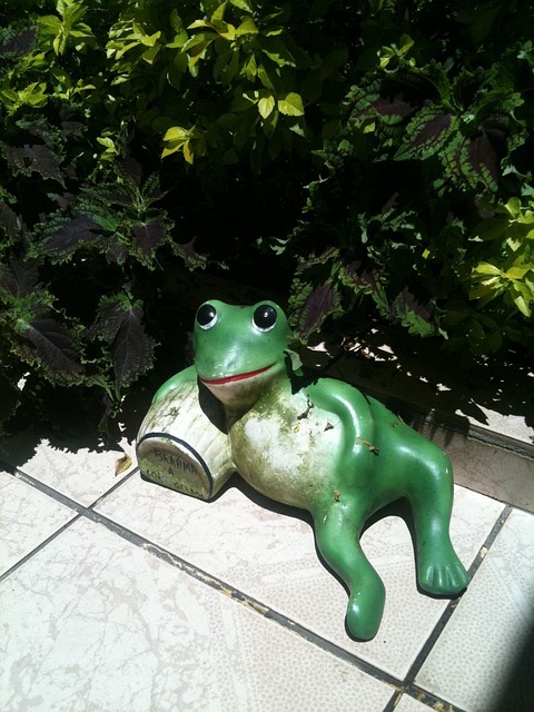 Frosch, Skulptur, Garten, Faulheit