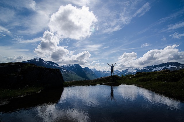 Free Mountains Top photo and picture