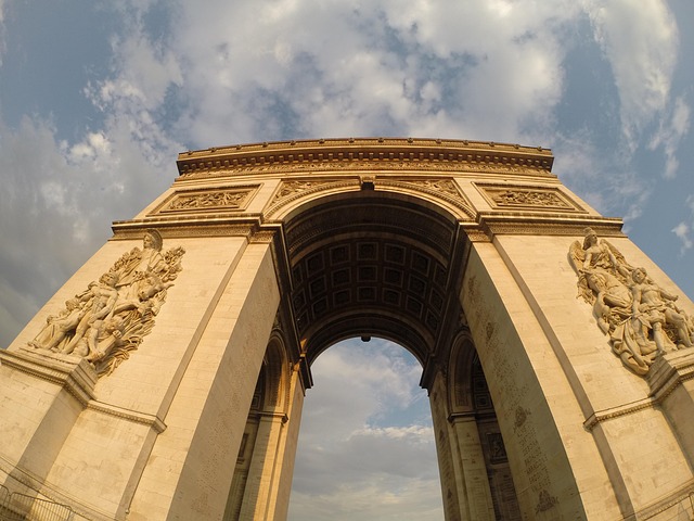 Free Arc Triumph photo and picture