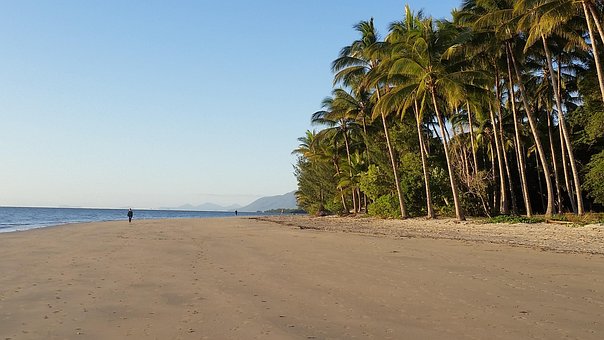 Five Mile Beach, Port Douglas, Australia