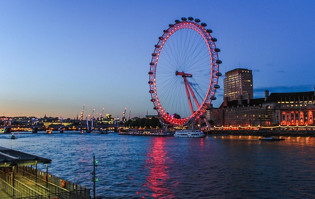 Free London Eye Ferris Wheel photo and picture