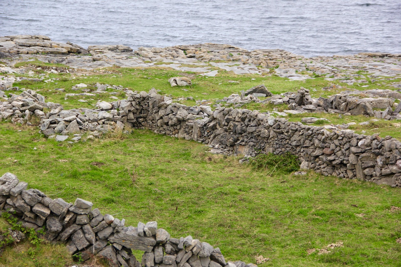 Stone Wall - free online jigsaw puzzle photo