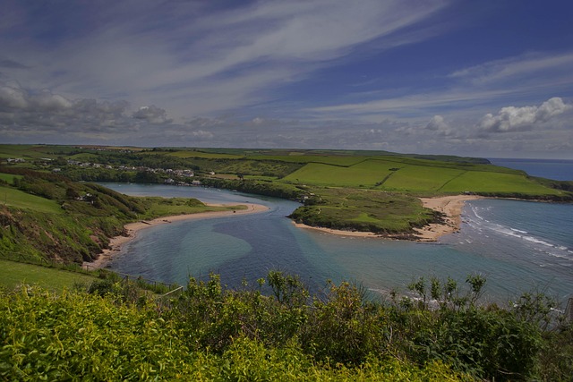Free Bigbury River Avon Clouds photo and picture