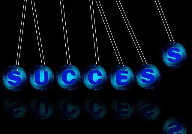 Free newtons cradle letters illustration