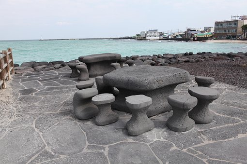 Free Gargoyle Emerald Sea photo and picture