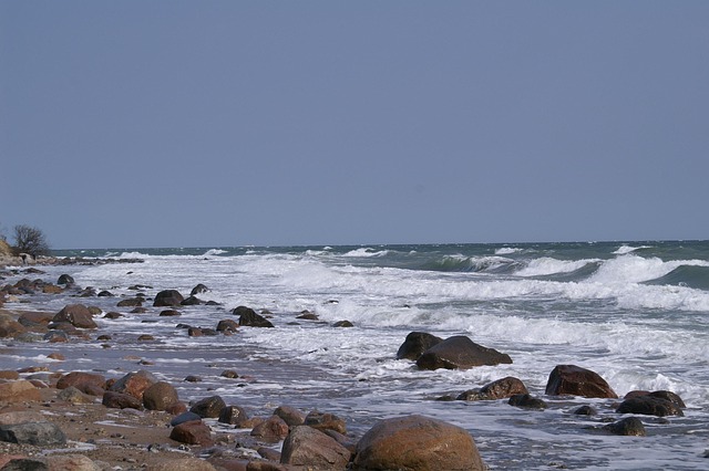 Free Water Waves photo and picture