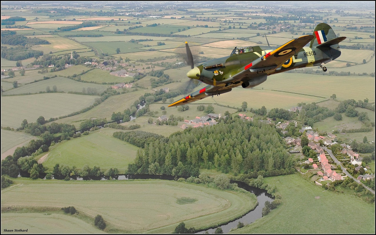 Plane - free online jigsaw puzzle photo