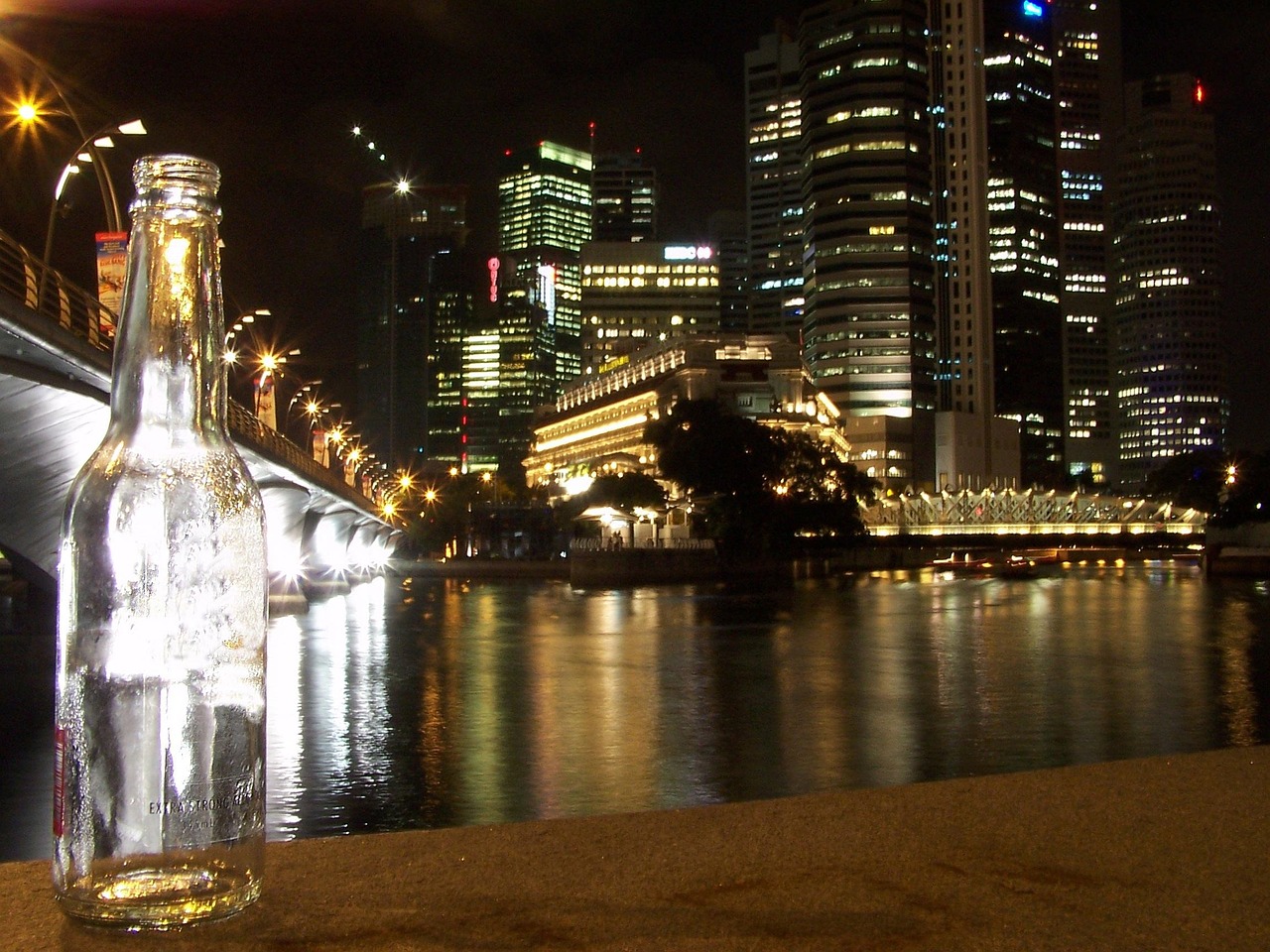 Night - free online jigsaw puzzle photo