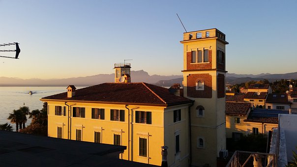 Free Garda Italy photo and picture