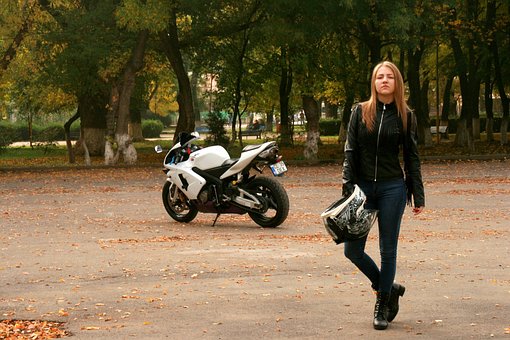 女子ライダーは大変