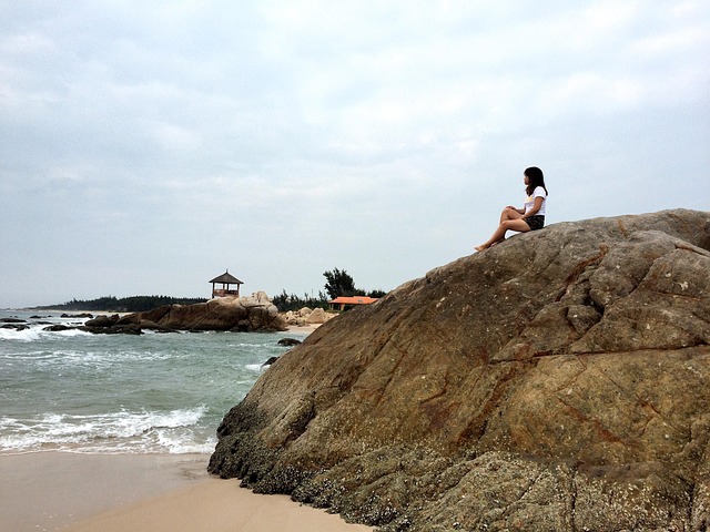 Free Sea Girl photo and picture
