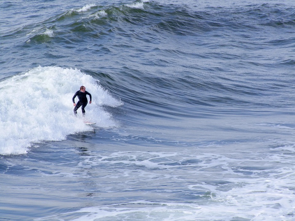 surfer-1004556_960_720.jpg