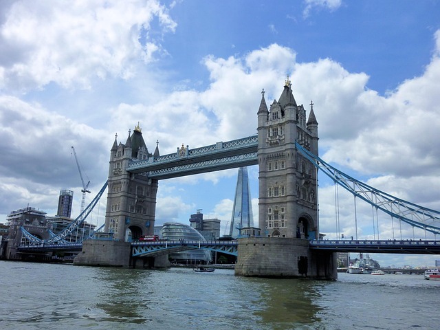 Free London Bridge photo and picture