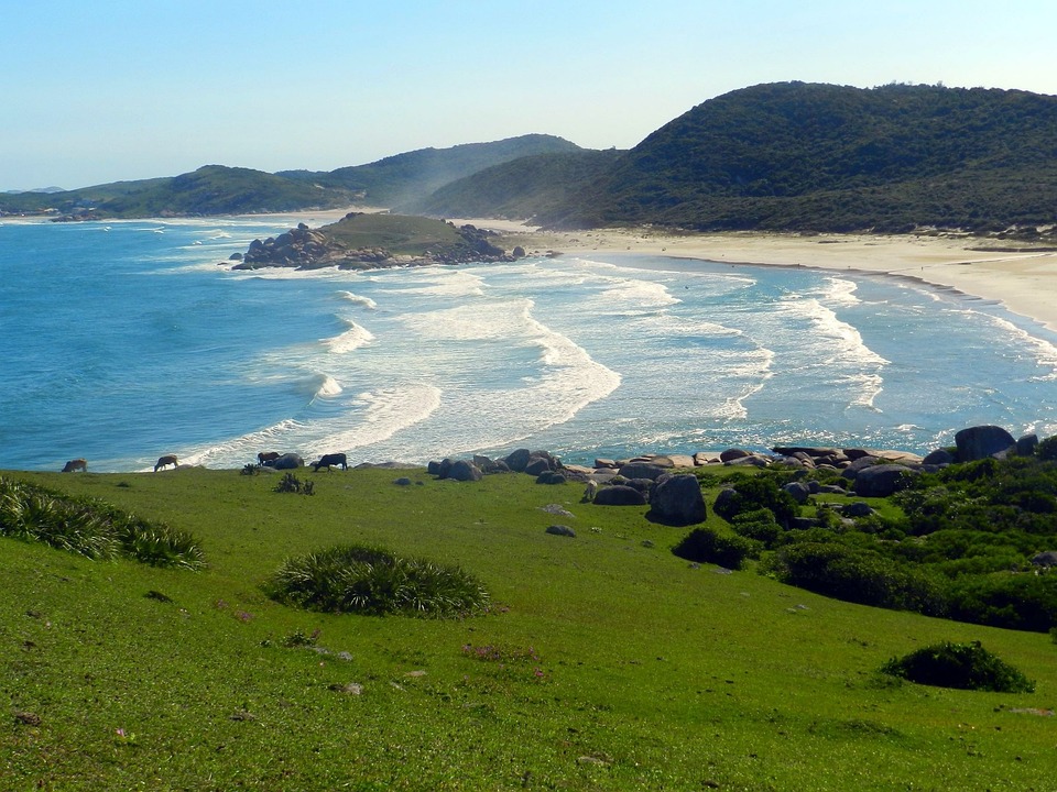 litoral de santa catarina, praia do gravata em lagura sul do brasil