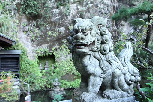 Japan, Helligdommen, Guardian Hunder
