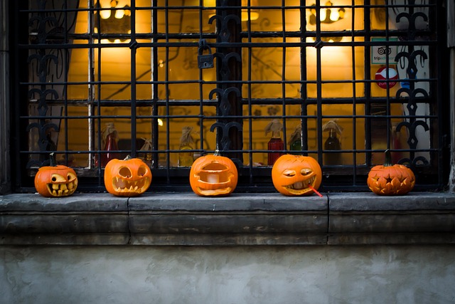 Free Warsaw Halloween photo and picture