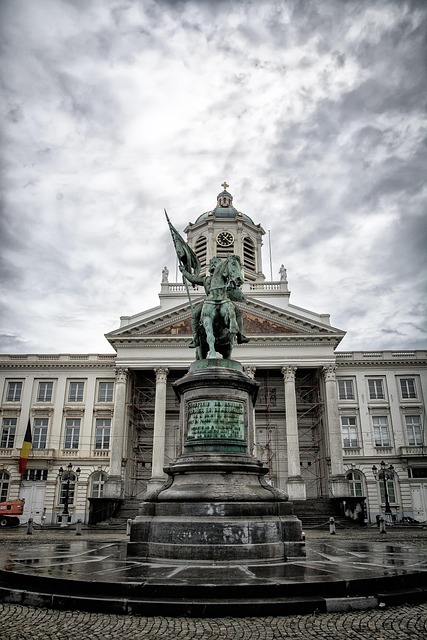 Free Brussels Place Royale photo and picture