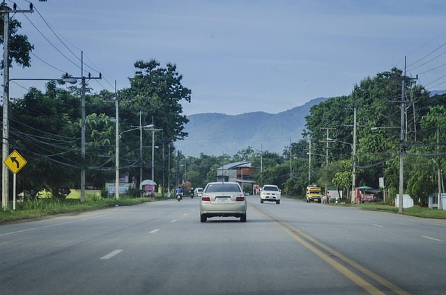 Free Road Lane photo and picture