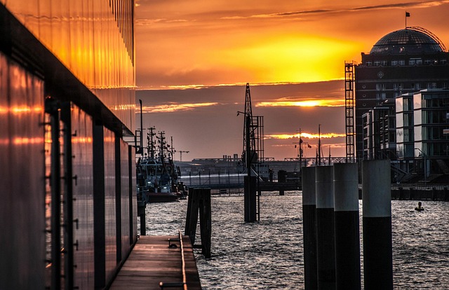 Free Hamburg Port photo and picture