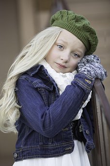 Фото красивой девушки 5 штук Фото красивой девушки 5 штук