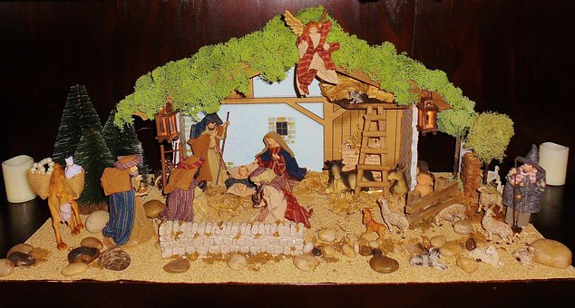 Free Crib Christ Child photo and picture