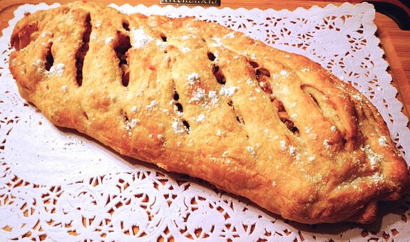 Free Strudel Pastry photo and picture