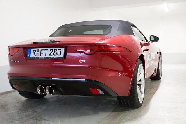 Free Jaguar F-Type photo and picture