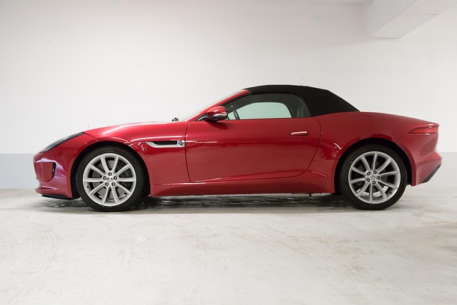 Free Jaguar F-Type photo and picture