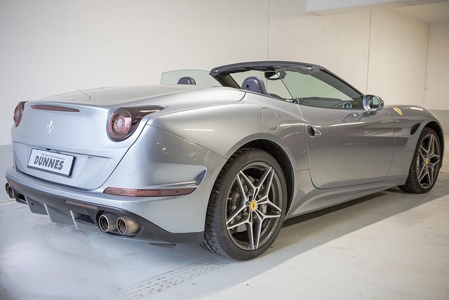 Free Ferrari F599 photo and picture