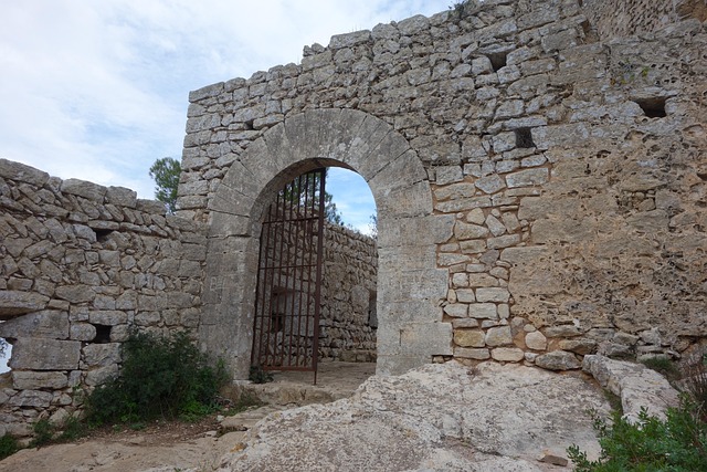 Free Gate Passage photo and picture