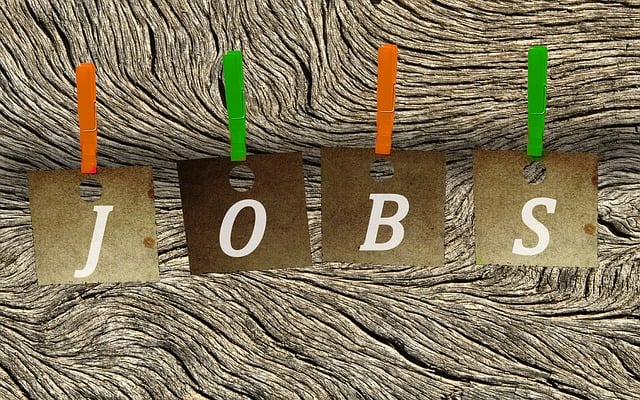 Free wood background bracket illustration