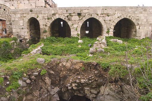 Free Krak Des Chevaliers Crusader photo and picture