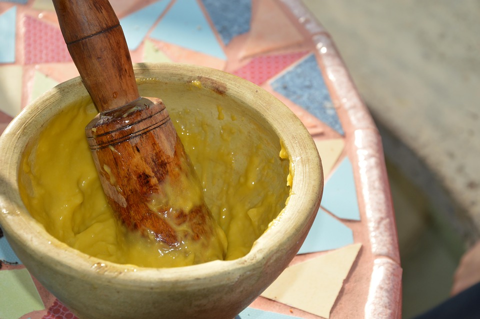 Cómo hacer salsa alioli