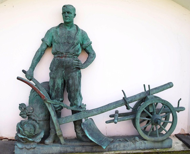 Free Monument Farmer photo and picture