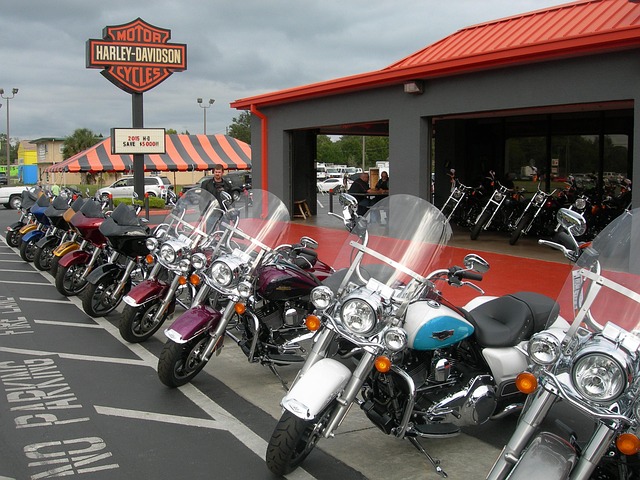 Harley Davidson, Motorcykel Butik