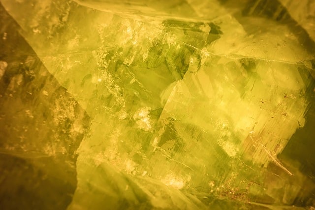 Free calcite gemstone crystal illustration