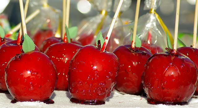 Free Toffee Apples Red Apples photo and picture